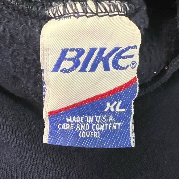 5/$25 Men’s Vintage Navy Blue Sweats - Picture 4 of 11